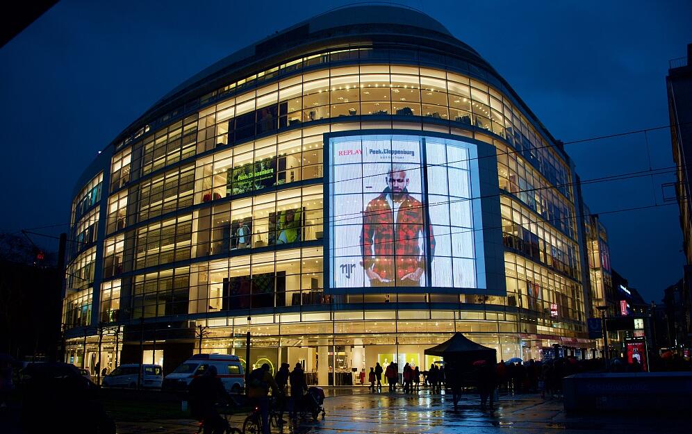 極具創意的數字標牌產品，哪些是高端商超的必備新寵